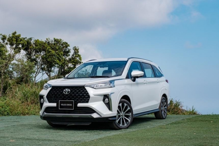 Sau một tháng bị Toyota Veloz Cross vượt mặt, Mitsubishi Xpander nhanh chóng lấy lại vị thế 846977