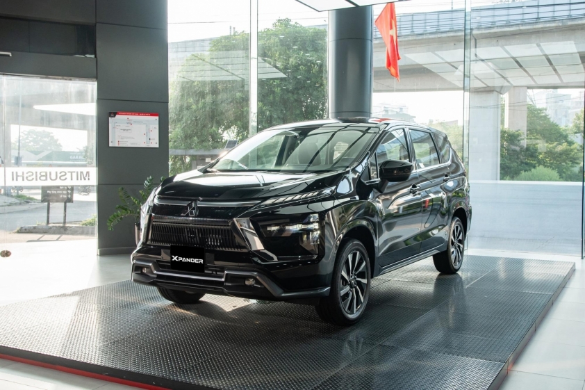 Sau một tháng bị Toyota Veloz Cross vượt mặt, Mitsubishi Xpander nhanh chóng lấy lại vị thế 846975