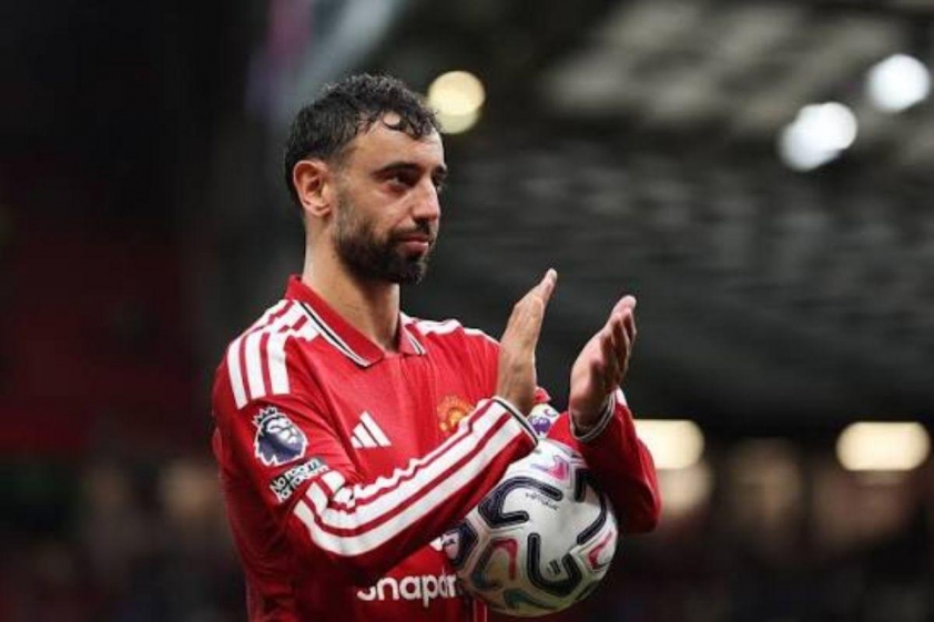 Giữa lúc bị đẩy lên ghế dự bị ở MU, Bruno Fernandes nhận kết quả khó tin tại Quả bóng Vàng 2026-918667