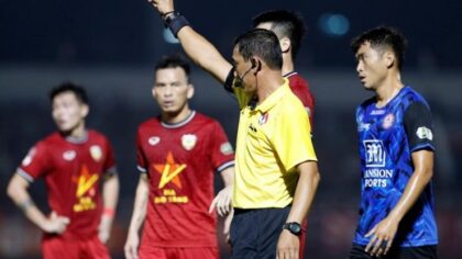 Cách tính thẻ vàng tại V.League: Quy định cộng dồn ra sao?